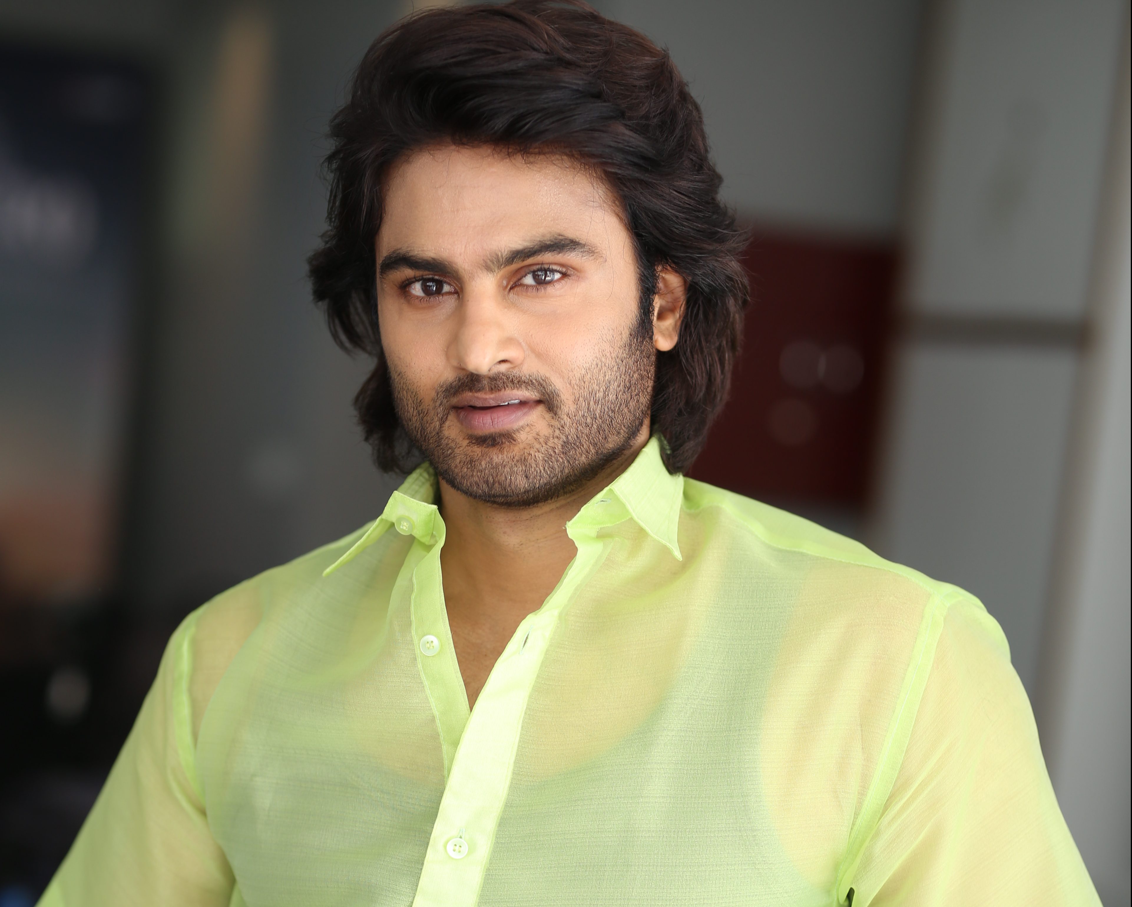 Nava Dhalapathy Sudheer Babu - Maa Nanna Super Hero Interview
