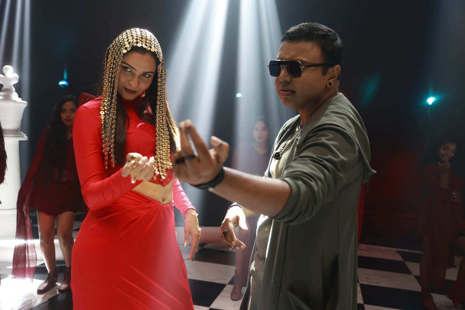Andrea From Ikkada Raa Song In Eleven