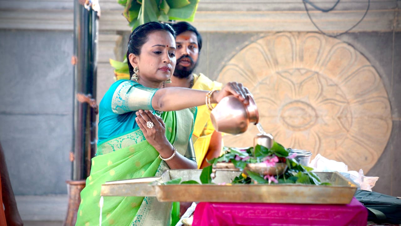 Suma Kanakala At Sri Amrutheswara Temple