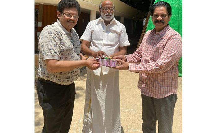 Producer Chadalavada sriniavas announced 10,11,111 to Producer council Chadalavada sriniavas announced 10,11,111 to Producer council