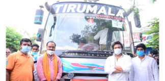 As promised Manchu Manoj arranged 2 busses from Hyderabad to Srikakulam
