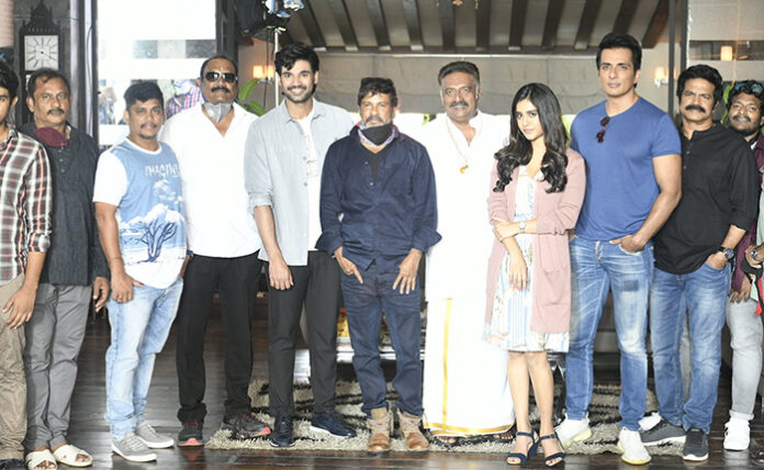 Sonu sood joins the shoot of Bellamkonda sai srinivas and santosh srinivas alludu adhurs