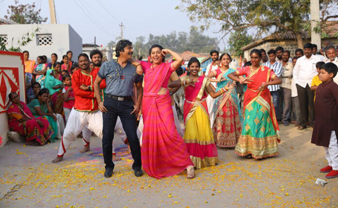 Mana Sankranti Video Song by Suhasini & Bhanu Chander