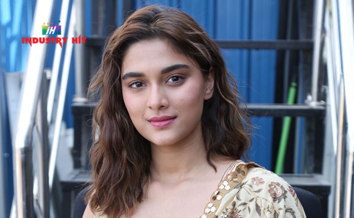 Saiee-Manjrekar-Major-Interview-IndustryHit