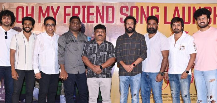 Roti-Kapda-Romance-Song-Release (1)
