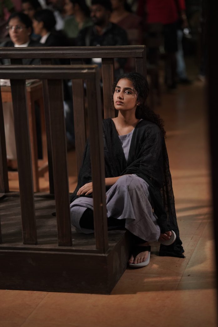 Suresh Gopi and Anupama Parameswaran in janaki vs State Of Kerala (3) Suresh Gopi and Anupama Parameswaran in janaki vs State Of Kerala