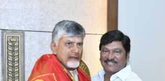 Chief Minister Nara Chandrababu Naidu Meets “Nata Kireeti” Rajendra Prasad