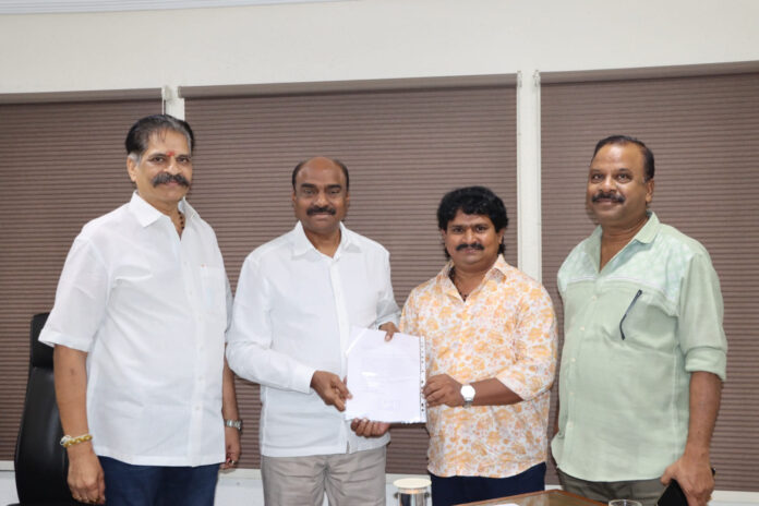 Director Subba Reddy Voluntarily Gives His Dream Title 'Varanasi' to SS Rajamouli–Mahesh Babu Film (2) Director Subba Reddy Voluntarily Gives His Dream Title 'Varanasi' to SS Rajamouli–Mahesh Babu Film