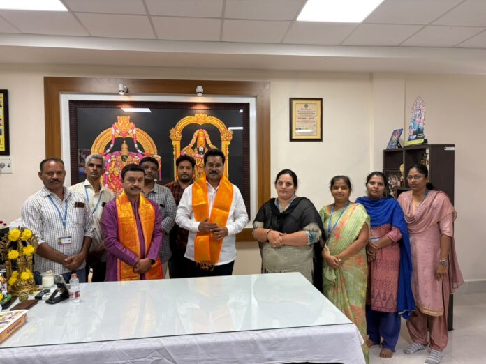 SVBC Employees Thank Chairman Sridhar Varma (2) SVBC Employees Thank Chairman Sridhar Varma